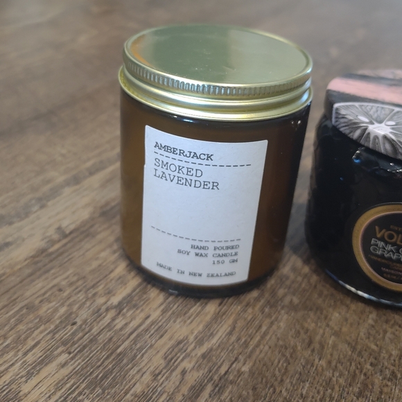 Set of three mini candles and hand cream, Amberjack, Voluspa, Aromatherapy - Picture 2 of 9